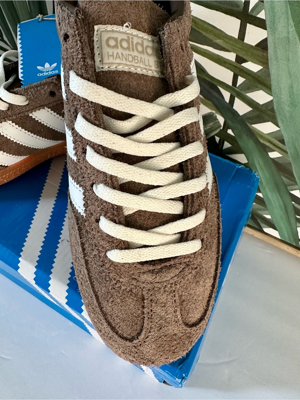 NWT- ADIDAS HANDBALL SPEZIAL SNEAKERS - Picture 4 of 10